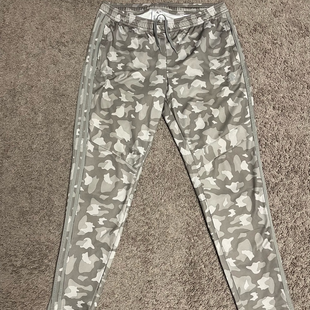 Adidas Women’s Tiro 19 Camo Training Pants Size XL